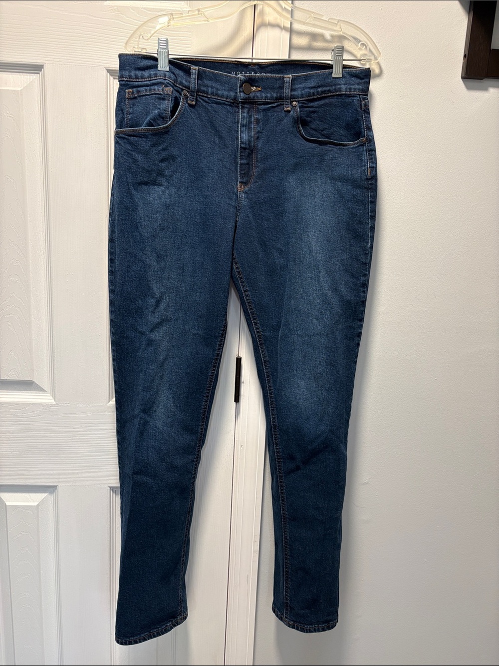 Women's Straight Leg Jeans in Dark Blue Denim - Boyfriend 32 x 32